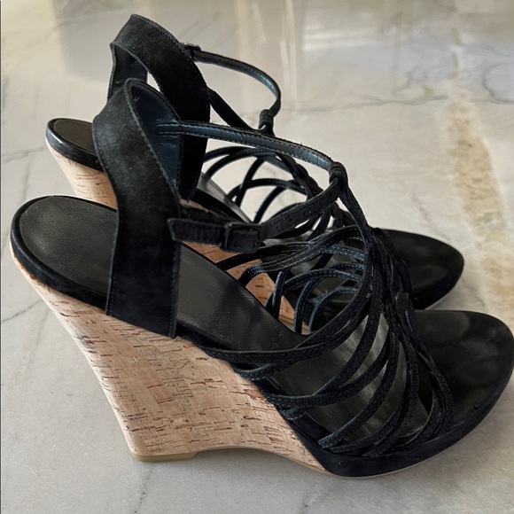 Stuart Weitzman Nubuc Black Strappy Wedges - Picture 7 of 8